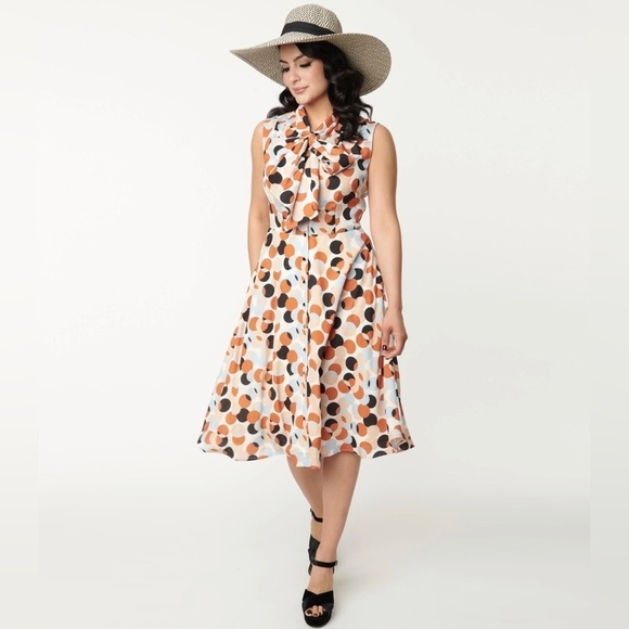 Unique Vintage Polka Dot Dress - Picture 3 of 3